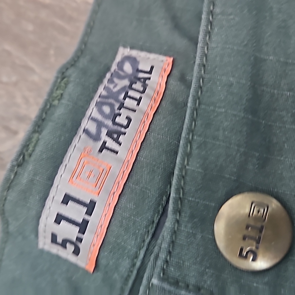 Mens 5.11 Tactical Pants Size 40 x 30 Green - Picture 2 of 5
